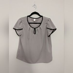 Woman's Large Work Blouse